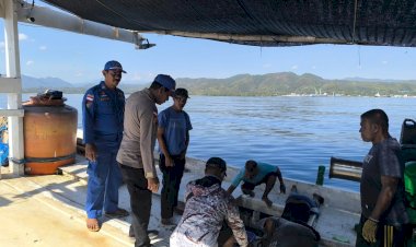 Patroli-Perairan-Dan-Pemeriksaan-Kapal-Oleh-Satpolairud-Polres-Manggarai