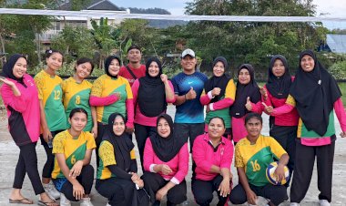 Bhayangkari-Ranting-Reo-Ikut-Meriahkan-Lomba-Bola-Voli-HUT-RI-ke-80