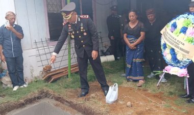Wujud-Duka-dan-Penghormatan,-Polres-Manggarai-Laksanakan-Pemakaman-Secara-Kedinasan