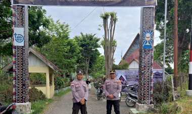 Polri-Hadir-:-Pengamanan-dan-Ketertiban-Ibadah-Misa-Minggu