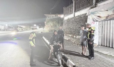 Satlantas-Polres-Manggarai-Gelar-Patroli-Malam-Antisipasi-Balap-Liar-dan-Tertibkan-Parkir-Liar