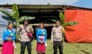Bhabinkamtibmas-Konsisten-Amankan-Setiap-Kegiatan-Masyarakat