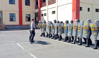 Sat-Samapta-Polres-Manggarai-Gelar-Latihan-Dalmas-Lanjut,-Tingkatkan-Kesiapsiagaan-Anggota
