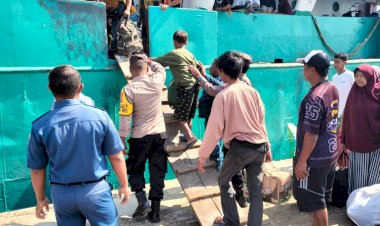 KP3-Laut-Reo-Laksanakan-Pengamanan-Kapal-Penumpang-KM.-Artha-Mulia-I-di-Pelabuhan-Laut-Reo