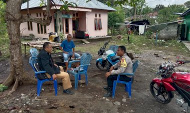 Bhabinkamtibmas-Satarmese-Barat-Laksanakan-Patroli-dan-Sambang-di-Waemaras