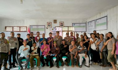 Polres-Manggarai-Gelar-Jumat-Curhat-di-Carep:-Wadah-Informasi-dan-Aspirasi-Masyarakat.