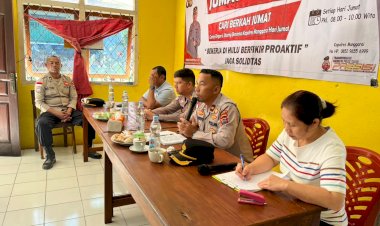 Polres-Manggarai-Gelar-Jumat-Curhat-di-Kelurahan-Pitak,-Warga-Sampaikan-Aspirasi-dan-Keluhan