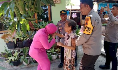 Anjangsana-Bhayangkari-Cabang-Manggarai-dalam-Rangka-HKGB,-Beri-Dukungan-Moril-dan-Tali-Asih-kepada-Purnawirawan-dan-Warakawuri