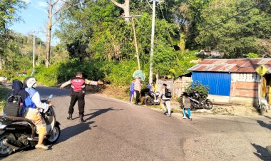 Polsek-Reo-Laksanakan-Pengamanan-Strong-Point-dan-Pengaturan-Lalu-Lintas