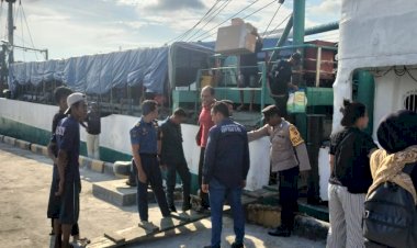 KP3-Laut-Reo-:-Pengamanan-Kapal-Penumpang-di-Pelabuhan-Laut-Reo-berlangsung-Lancar.