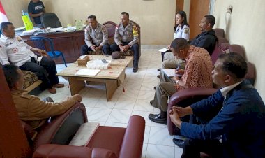Bhabinkamtibmas-Kelurahan-Pau-Hadiri-Rapat-Koordinasi-Eliminasi-HPR-di-Kantor-Camat-Langke-Rembong