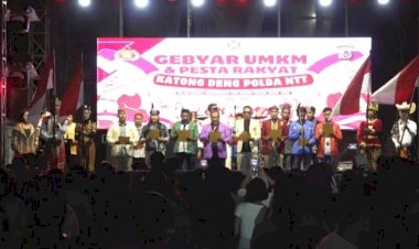 Semarak-Hari-Ketiga-Gebyar-UMKM-dan-Pesta-Rakyat-“Katong-Deng-Polda-NTT”,-Pengunjung-Ikrarkan-Sumpah-Pemuda