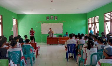 Polsek-Reo-Sosialisasikan-Penerimaan-Terpadu-Polri-TA-2026-di-SMK-Mutiara-Bangsa-Reo