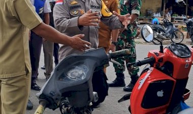 KAPOLSEK-REO-LAKUKAN-LANGKAH-PERSUASIF-TERTIBKAN-PARKIR-SEMRAWUT,-CIPTAKAN-KONDISIFITAS-JELANG-NATAL-DAN-TAHUN-BARU