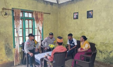 BHABINKAMTIBMAS-KEC.-RUTENG-LAKSANAKAN-PATROLI-DIALOGIS-DAN-SAMBANG-WARGA-DESA-CUMBI