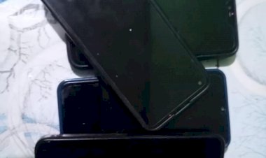 Sat-Reskrim-Polres-Manggarai-Polda-NTT-Amankan-Dua-Terduga-Pelaku-Pencurian-4-Unit-Handphone-dan-Barang-Kios