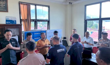 Polres-Manggarai-Gelar-Bimbingan-Rohani-Lintas-Agama,-Perkuat-Iman-dan-Integritas-Personel