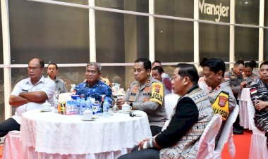 Sukses-Kawal-Mudik-Aman,-Keluarga-Nyaman:-Kapolda-NTT-Bersama-Jajaran-Catatkan-Tren-Positif-dan-