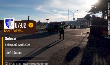 Sat-Lantas-Polres-Manggarai-Laksanakan-Pengaturan-Pagi,-Wujudkan-Keamanan-dan-Keselamatan-Pengguna-Jalan-di-Kota-Ruteng