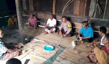 Bhabinkamtibmas-Desa-Buar-Laksanakan-Sambang-Toko-Adat,-Perkuat-Kamtibmas-di-Rahong-Utara