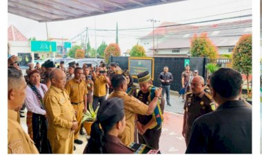 Wakapolres-Manggarai-Bersama-Forkopimda-Sambut-Kunjungan-Kerja-Kajati-NTT-di-Manggarai