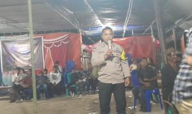 BHABINKAMTMAS-DESA-BUAR-HADIRI-DAN-PANTAU-PESTA-SEKOLAH,-WUJUD-NYATA-KEHADIRAN-POLRI-DALAM-MENJAGA-KAMTIBMAS-DI-TENGAH-MASYARAKAT