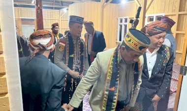 KAPOLRES-MANGGARAI-HADIRI-RITUAL-ADAT-“WEE-MBARU”-GENDANG-PITAK,-WUJUD-PENGHORMATAN-POLRI-TERHADAP-BUDAYA-DAN-KEARIFAN-LOKAL