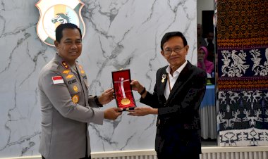 Polda-NTT-Torehkan-Rekor-MURI-Dunia,-Pelopor-Terapi-Kesehatan-Mental-bagi-Anggota-dan-Masyarakat