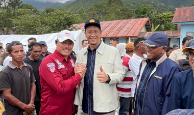 Menteri-Keuangan-RI-dan-Ketua-Komisi-XI-DPR-RI-Tinjau-Penanganan-Pascagempa-di-Kabupaten-Manggarai