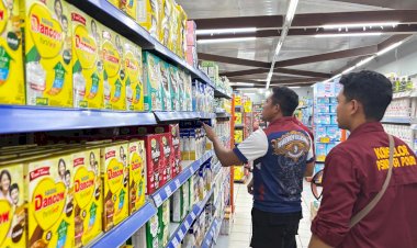 TIDAK-SEKADAR-SALURKAN-BANTUAN,-DIVHUMAS-POLRI-TURUT-GERAKKAN-EKONOMI-MANGGARAI-PASCAGEMPA