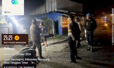 Jaga-Kamtibmas,-Pamapta-II-Bersama-Piket-SPKT-dan-Fungsi-Laksanakan-Patroli-di-Seputaran-Kota-Ruteng