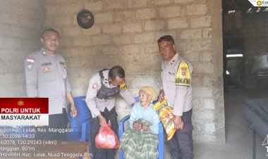 Polres-Manggarai-Salurkan-Bantuan-bagi-Korban-Gempa-di-Kecamatan-Lelak