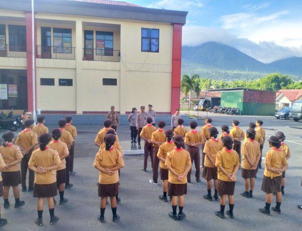 Sat Binmas Polres Manggarai Gelar Pengenalan Saka Bhayangkara Res Manggarai