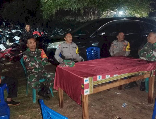 Bhabinkamtibmas Polsek Reo Amankan Resepsi Pernikahan di Desa Salama