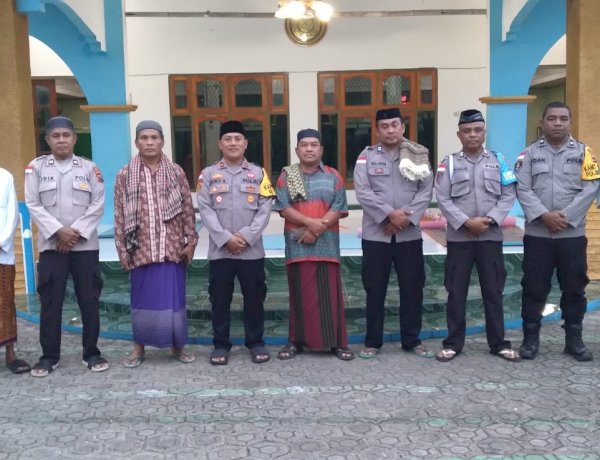 Kapolsek Reo Laksanakan Safari Ramadhan, Sampaikan Pesan Kamtibmas kepada Tokoh Agama dan Masyarakat
