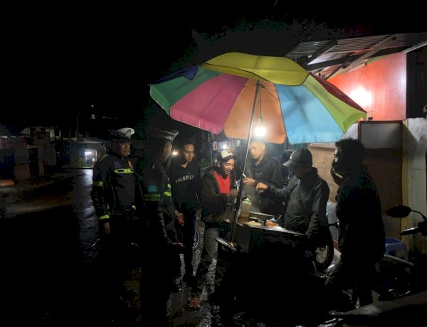 PATROLI MALAM POLRES MANGGARAI ANTISIPASI BALAP LIAR DAN TEKAN ANGKA LAKA LANTAS