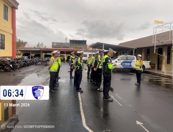 Sat Lantas Polres Manggarai Laksanakan Gatur Pagi untuk Kelancaran Arus Lalu Lintas