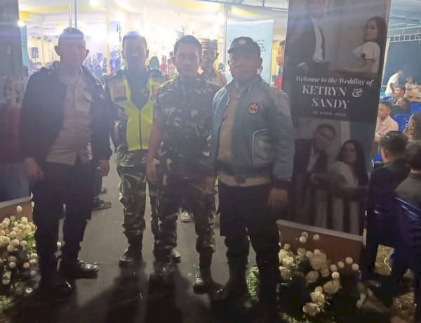 POLRI BERSAMA TNI HADIR AMANKAN RESEPSI PERNIKAHAN DI CANCAR, SUASANA BERLANGSUNG AMAN DAN KONDUSIF