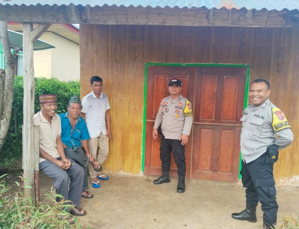 BHABINKAMTIBMAS KECAMATAN RUTENG GELAR PATROLI DIALOGIS DAN SAMBANG WARGA DI DESA PONG MURUNG