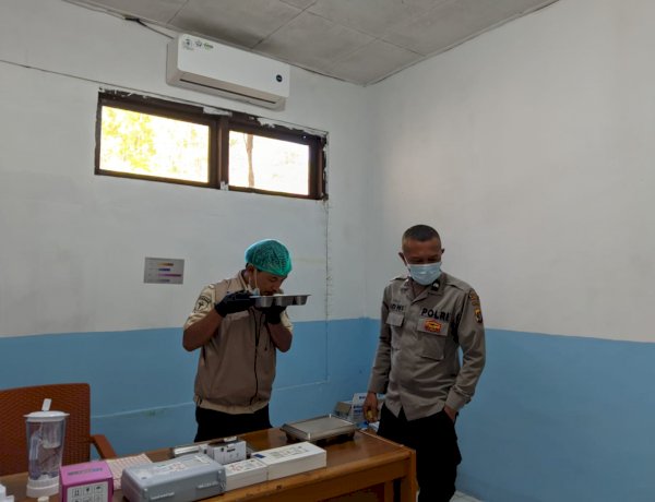 TIM FOOD SECURITY POLRES MANGGARAI PASTIKAN KEAMANAN DAN KELAYAKAN MENU MAKAN BERGIZI GRATIS DI SPPG POLRES MANGGARAI