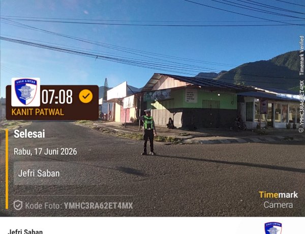 ANGGOTA POLRES MANGGARAI LAKSANAKAN GATUR PAGI, WUJUDKAN KELANCARAN ARUS LALU LINTAS DAN PELAYANAN PRIMA KEPADA MASYARAKAT