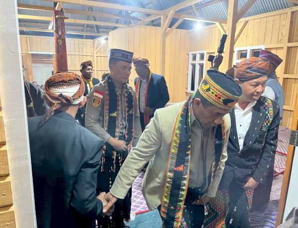 KAPOLRES MANGGARAI HADIRI RITUAL ADAT “WEE MBARU” GENDANG PITAK, WUJUD PENGHORMATAN POLRI TERHADAP BUDAYA DAN KEARIFAN LOKAL