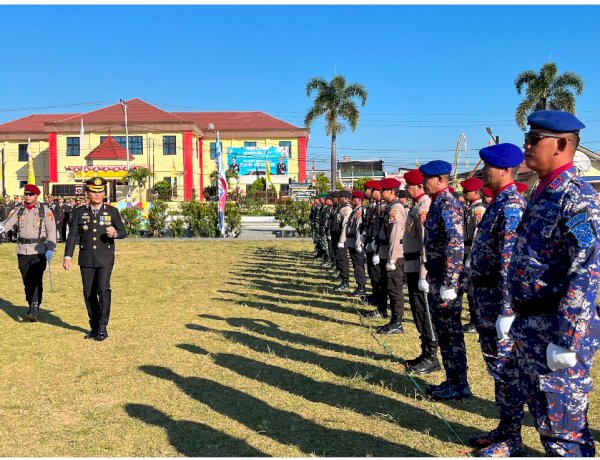 NATAS LABAR SAKSI KHIDMAT UPACARA HARI BHAYANGKARA KE-80, KAPOLRES MANGGARAI BACAKAN AMANAT PRESIDEN RI