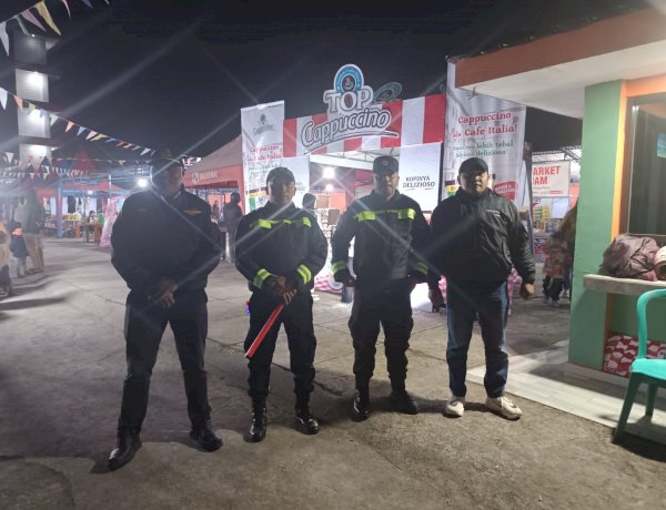 Bhabinkamtibmas Polres Manggarai Bersama Dinas Perhubungan Amankan Festival Ekonomi dan Bisnis, Wujudkan Kegiatan Berjalan Aman dan Kondusif