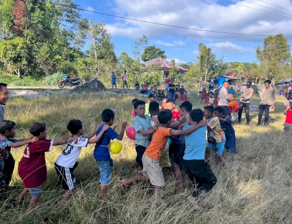 Polres Manggarai Gelar Trauma Healing dan Berikan Bantuan Sembako kepada Penyintas Gempa Bumi