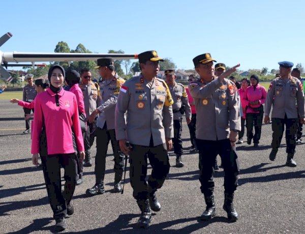 KAPOLRES MANGGARAI SAMBUT KUNJUNGAN KAPOLDA NTT, TINJAU LANGSUNG PERSONEL DAN FASILITAS TERDAMPAK GEMPA