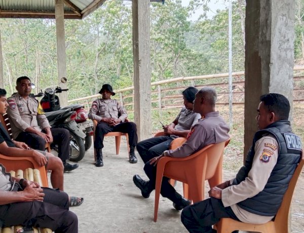 JELANG PILKADES 2026, KAPOLSEK CIBAL BERSAMA PERSONEL SAMBANG TIGA DESA, PASTIKAN SITUASI KAMTIBMAS TETAP KONDUSIF