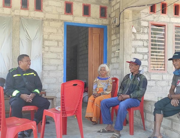 Masyarakat Dusun Watu Alo Sampaikan Terima Kasih kepada Bhabinkamtibmas atas Kepedulian Menjaga Kamtibmas Pascapilkades