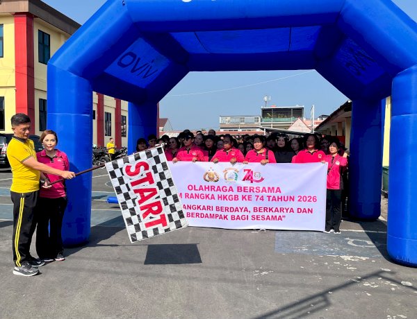 SEMARAK HKGB KE-74, POLRES MANGGARAI BERSAMA BHAYANGKARI GELAR OLAHRAGA BERSAMA PERKUAT SOLIDITAS DAN KEBERSAMAAN