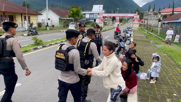 Unit-Turjawali-Sat-Samapta-Polres-Manggarai-Laksanakan-Patroli-Kota,-Jaga-Kamtibmas-Tetap-Aman-dan-Kondusif